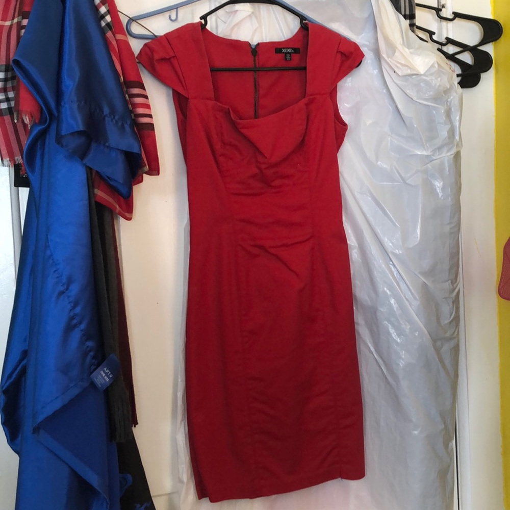 Xoxo body con work dress in red cap sleeve